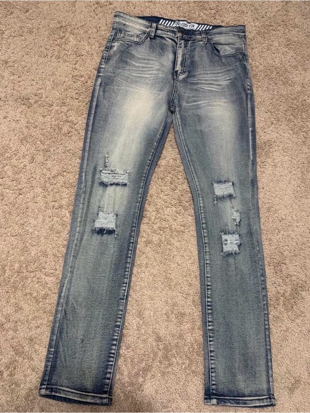 RGSTR Distressed Jeans – Faded Blue/Gray Wash